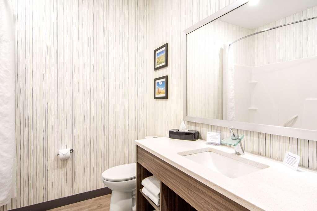 Comfort Inn & Suites North Battleford Εξωτερικό φωτογραφία