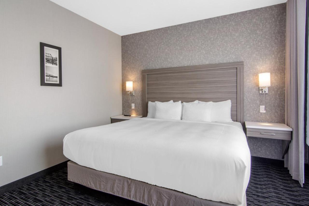 Comfort Inn & Suites North Battleford Εξωτερικό φωτογραφία
