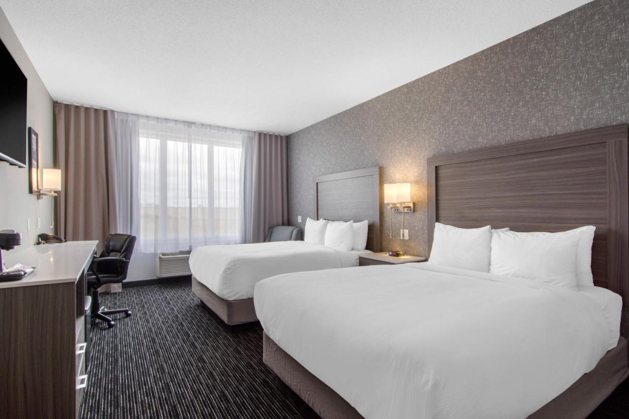 Comfort Inn & Suites North Battleford Εξωτερικό φωτογραφία