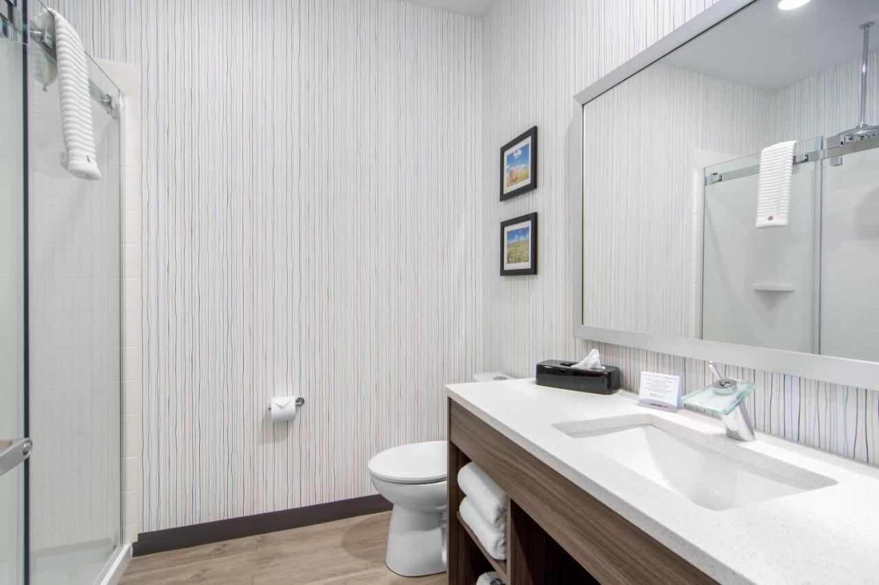 Comfort Inn & Suites North Battleford Εξωτερικό φωτογραφία