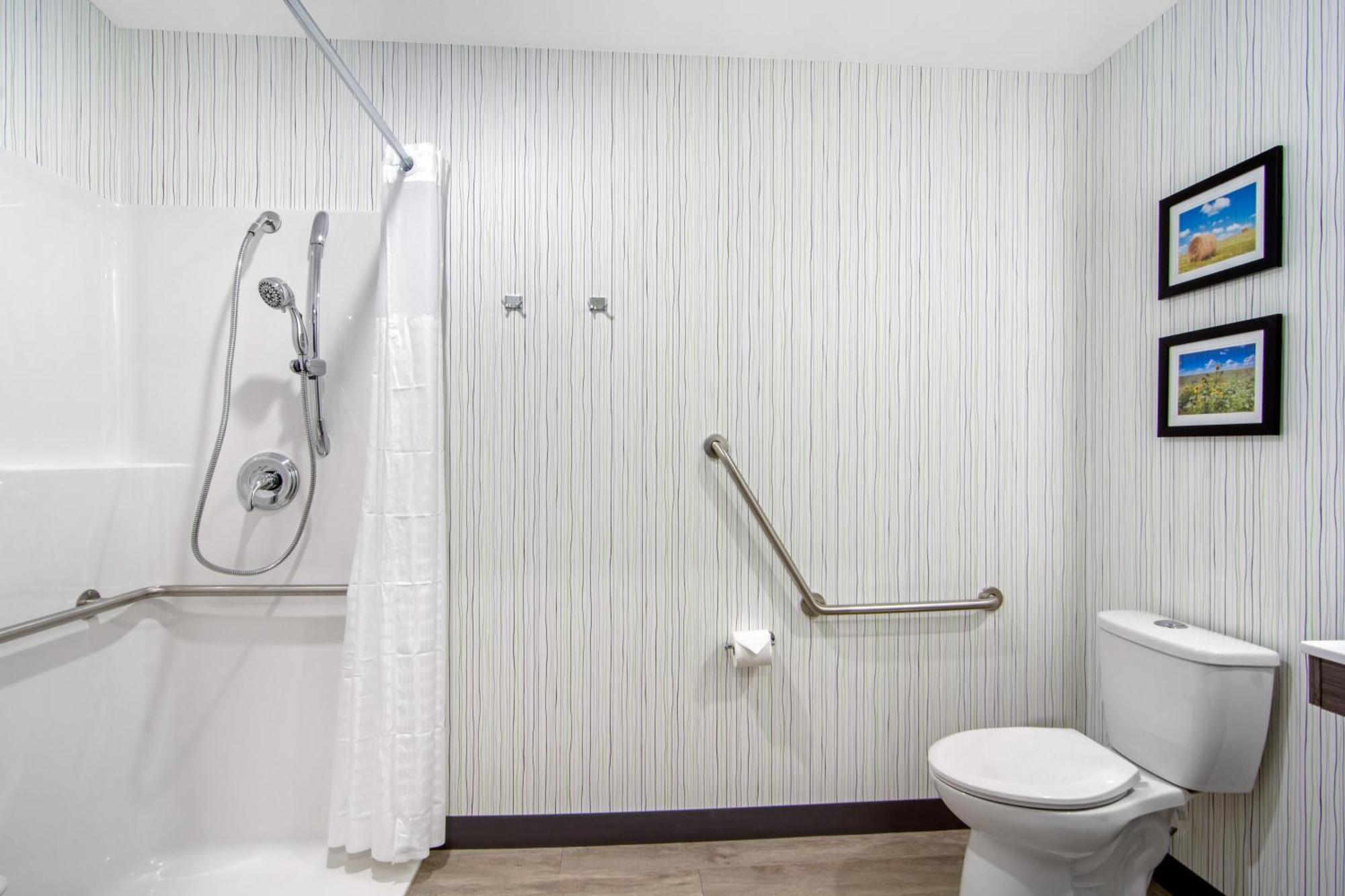 Comfort Inn & Suites North Battleford Εξωτερικό φωτογραφία
